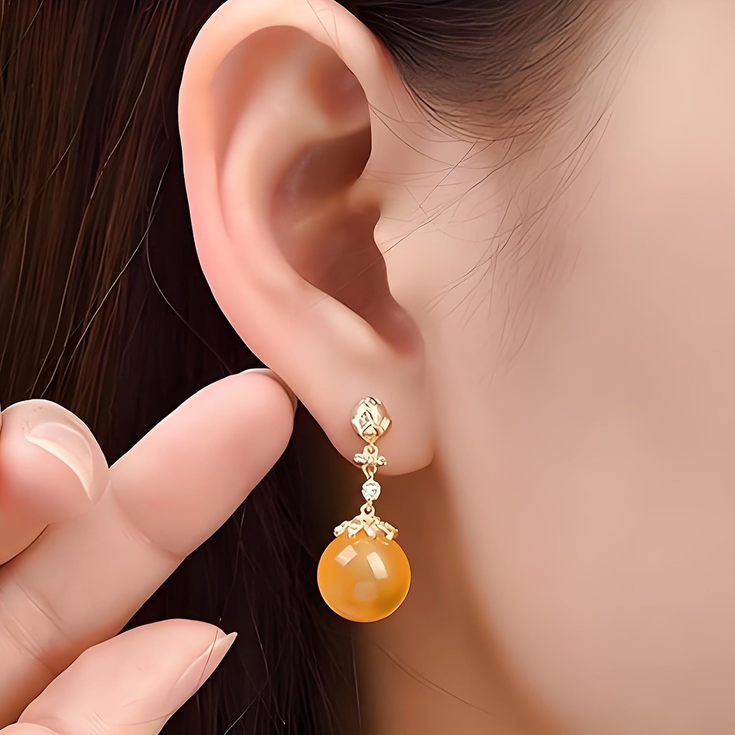 Two perforated spherical silic - مراجعة Resin Jewelry Kit وسعره