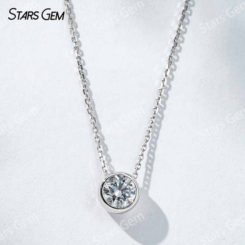 18K Gold 6.4mm 1.0ct Round Bri - مراجعة Bezels Set Pendant وسعره