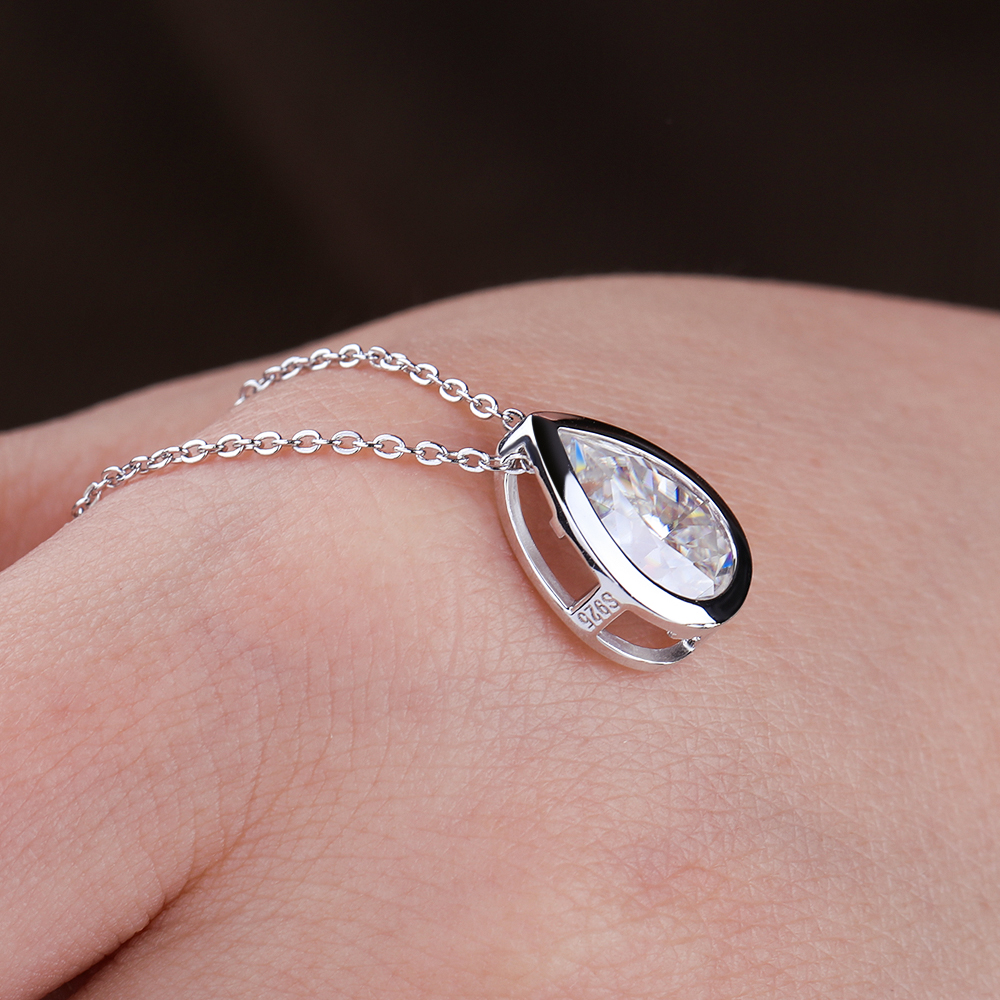 BXINY 4Carat Bezel Set WaterDr - مراجعة Bezels Set Pendant وسعره