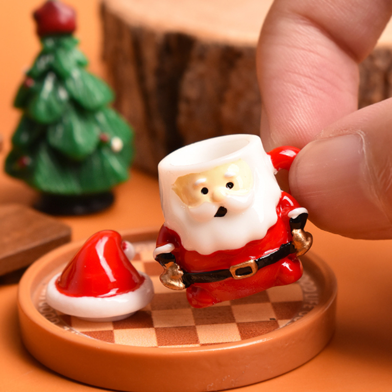 Mini Santa Teacup Ornament - R - مراجعة Crafting Resin وسعره