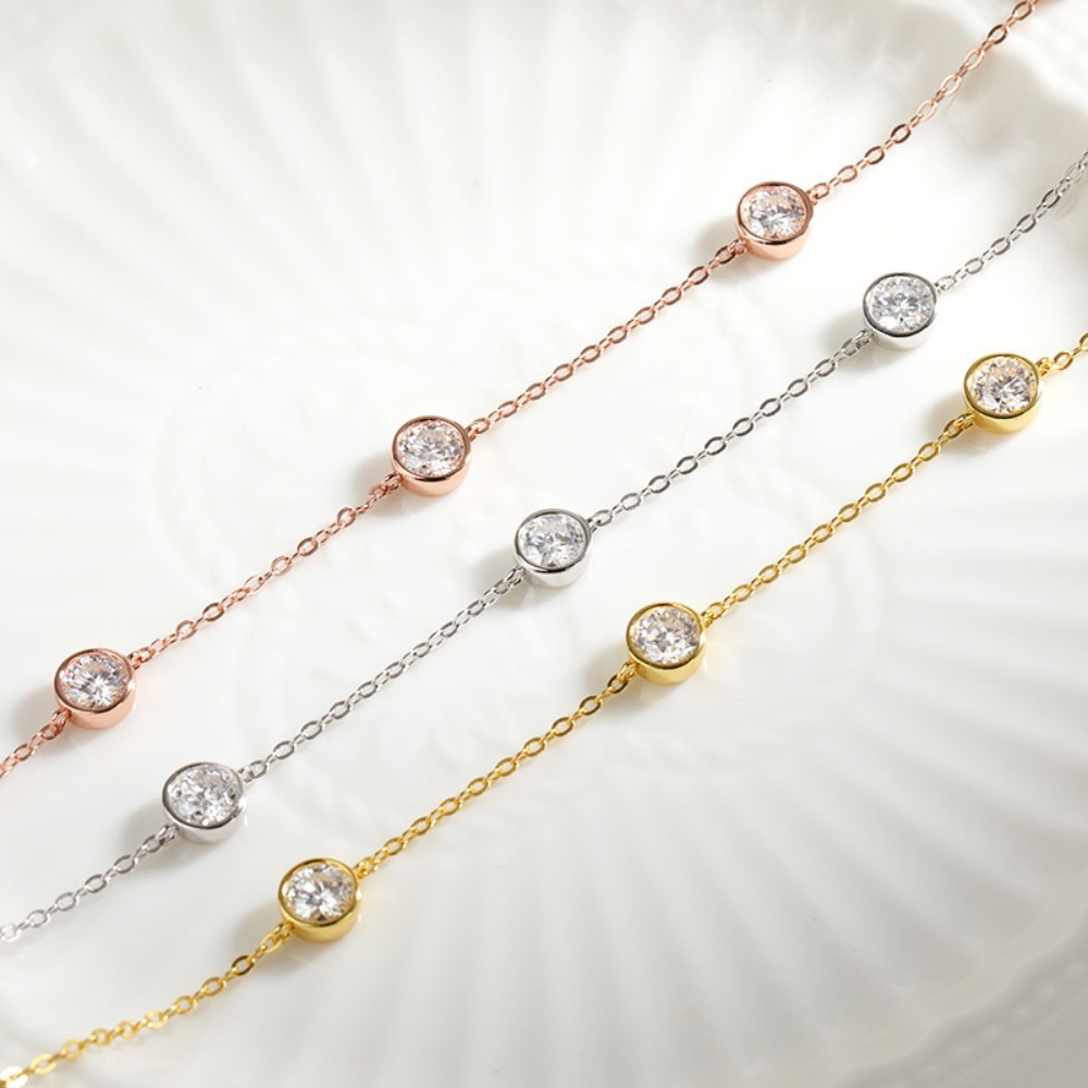 GRA Certified 5mm Moissanite N - مراجعة Bezels Set Pendant وسعره